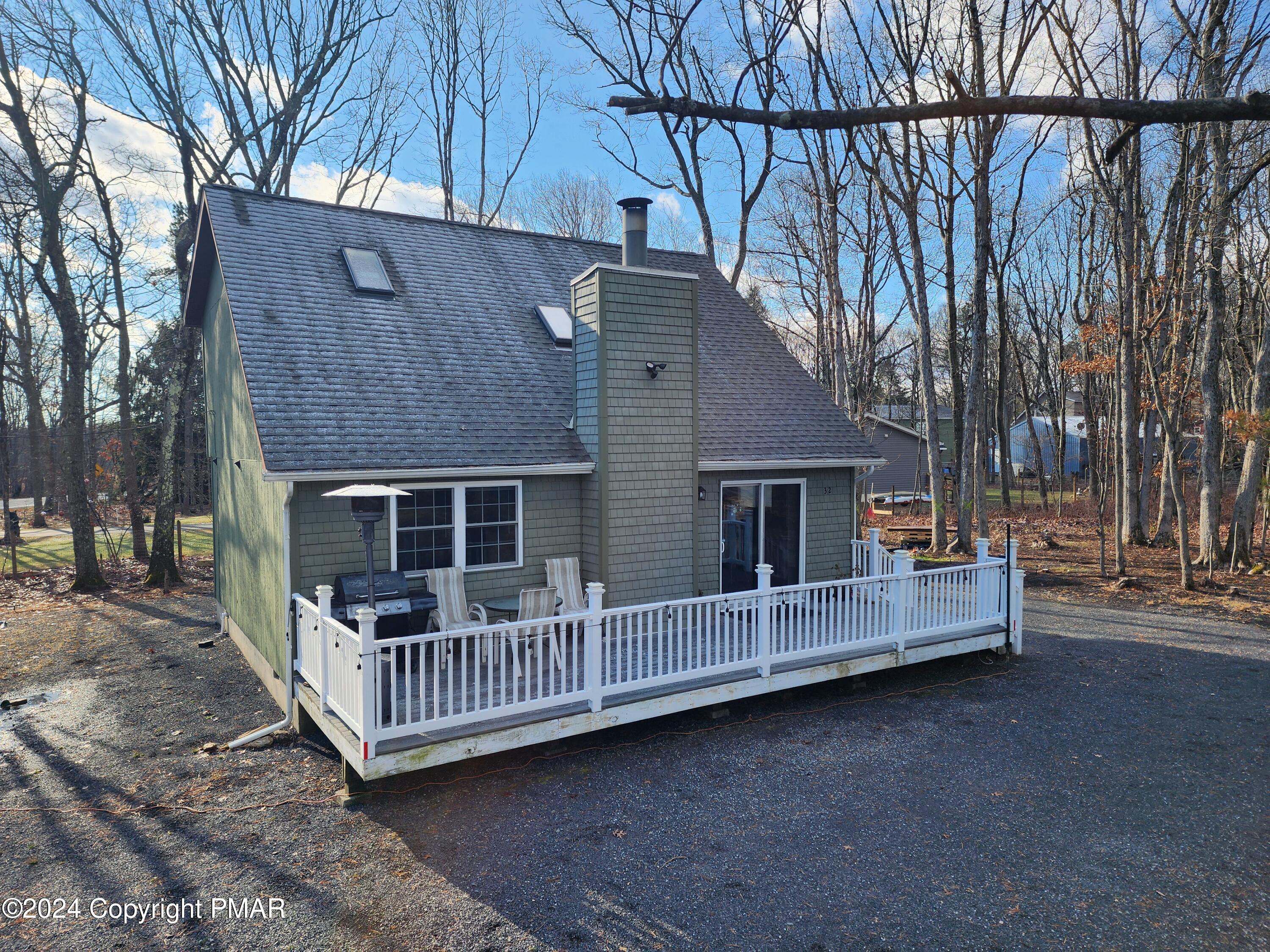 32 Bear Lane, Jim Thorpe, Pennsylvania image 1