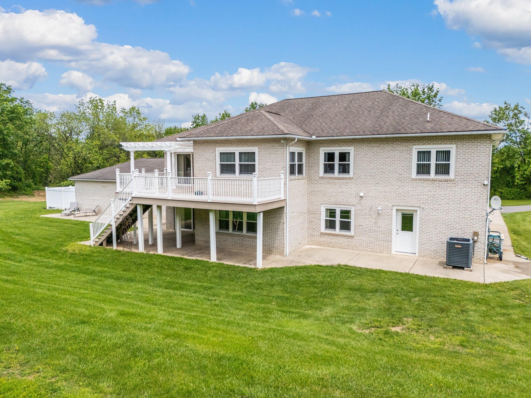 230 W Moorestown Road, Wind Gap, Pennsylvania image 9