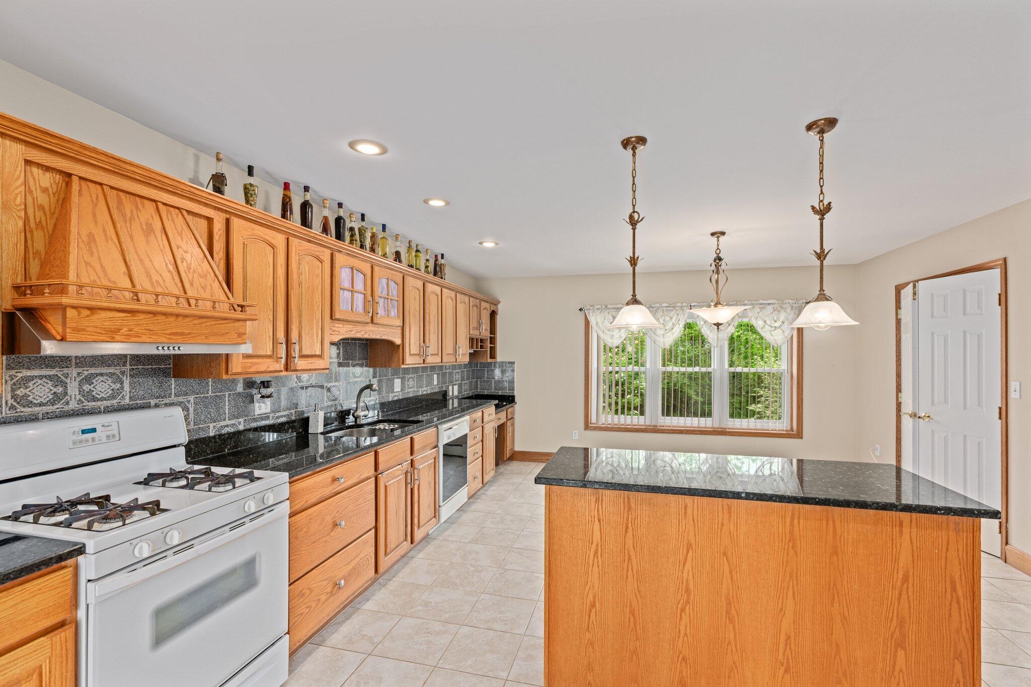 230 W Moorestown Road, Wind Gap, Pennsylvania image 33