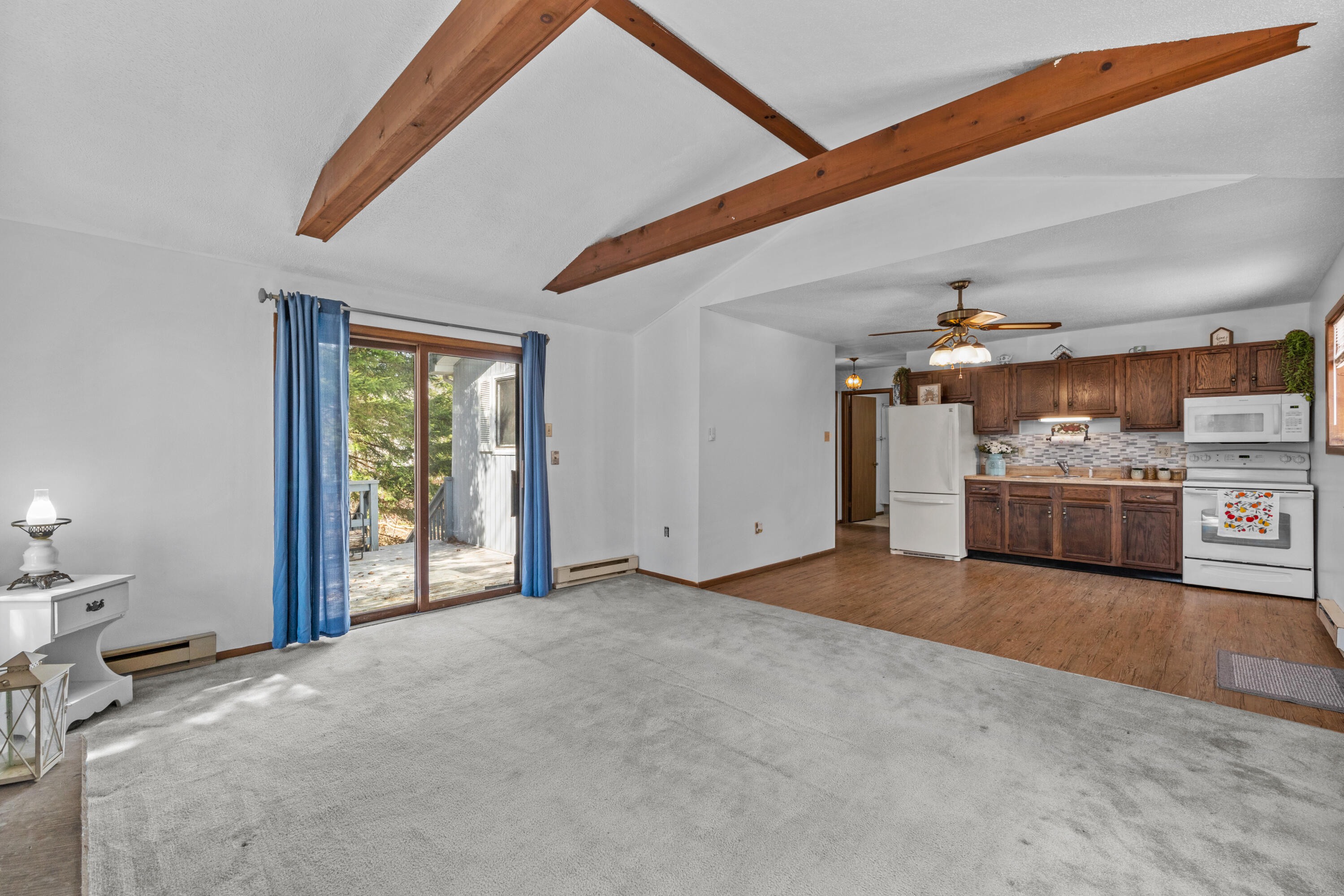 7724 Apple Lane, Tobyhanna, Pennsylvania image 12