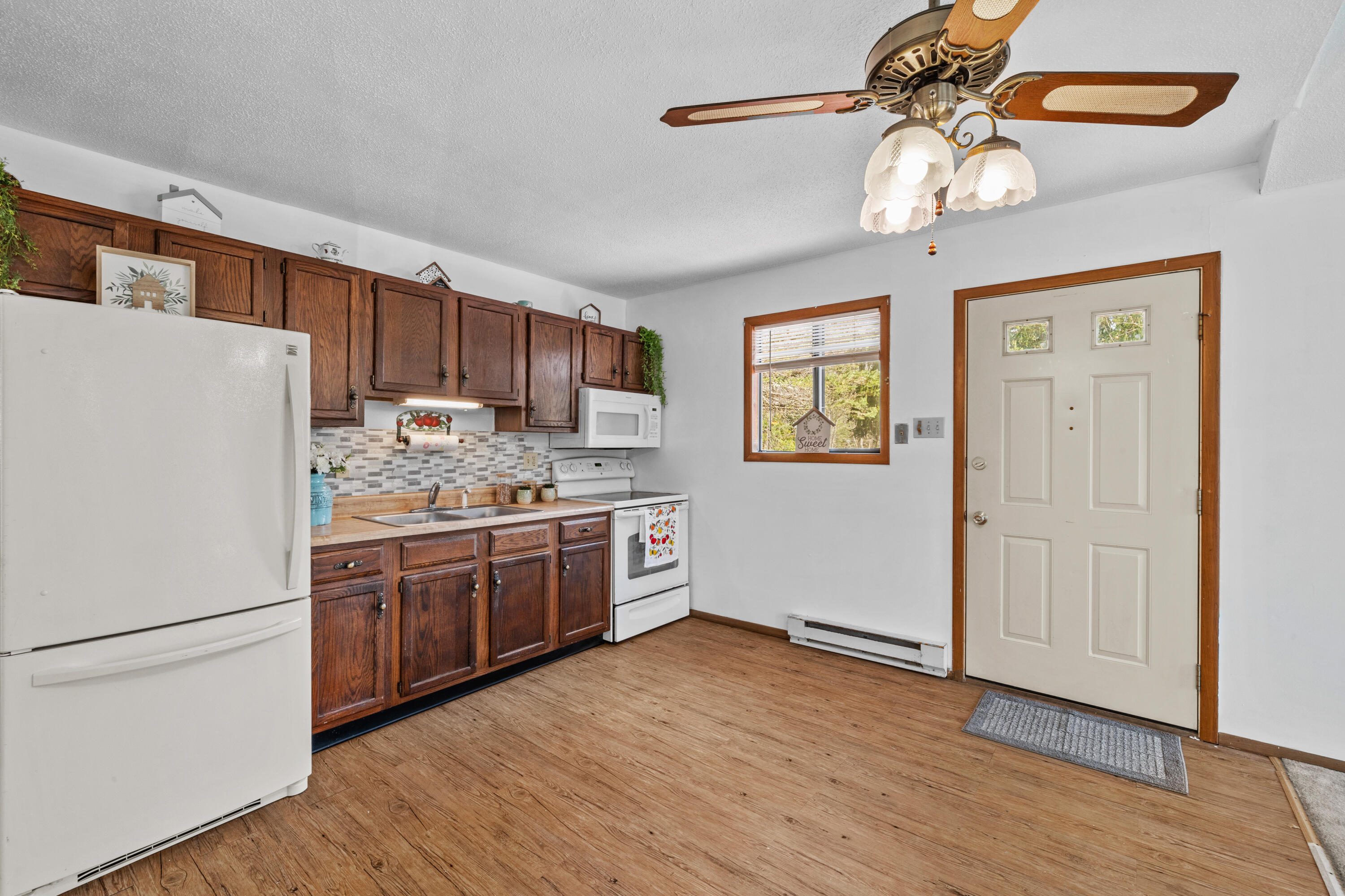7724 Apple Lane, Tobyhanna, Pennsylvania image 14