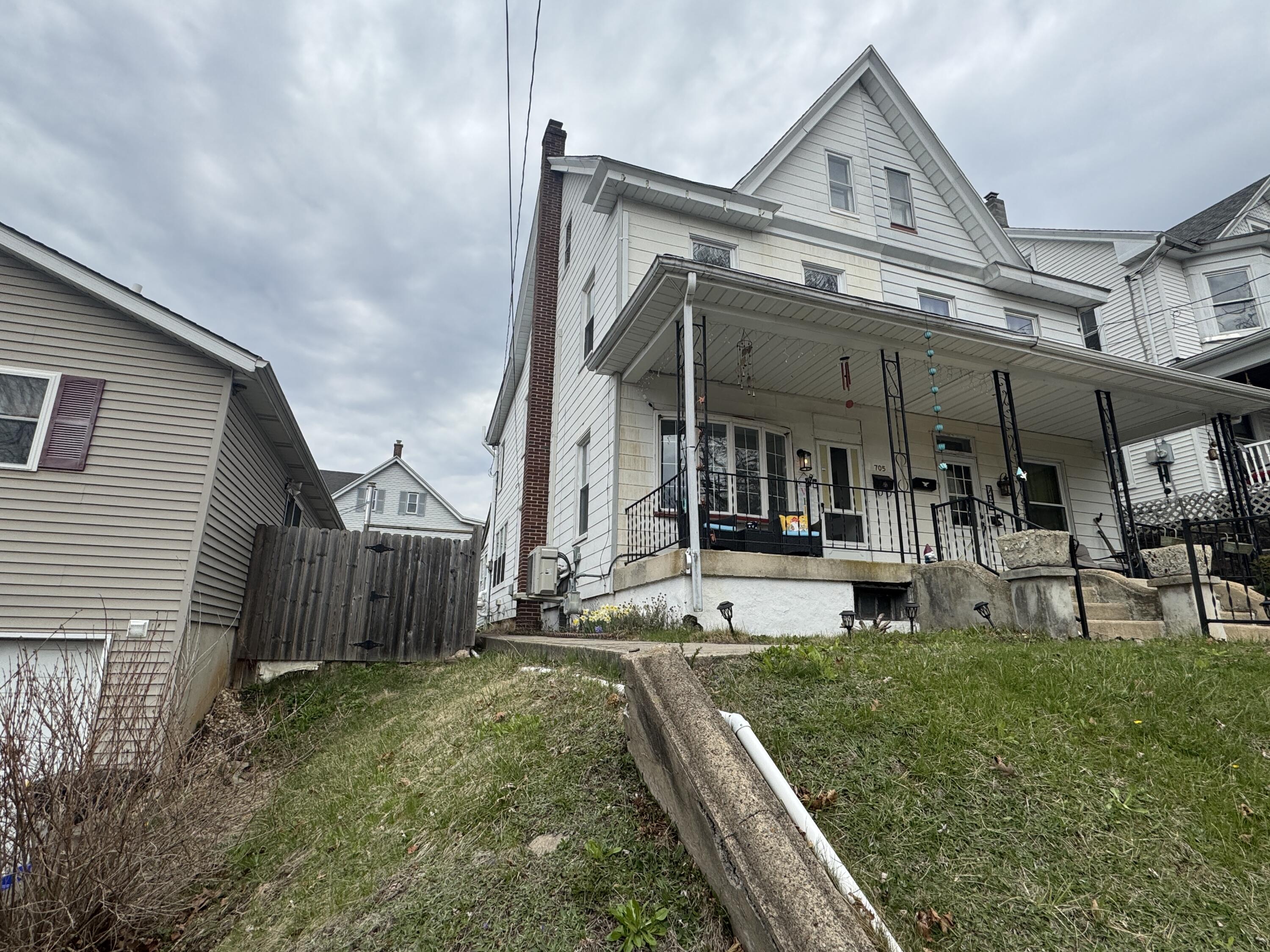 705 Center Street, Jim Thorpe, Pennsylvania image 2