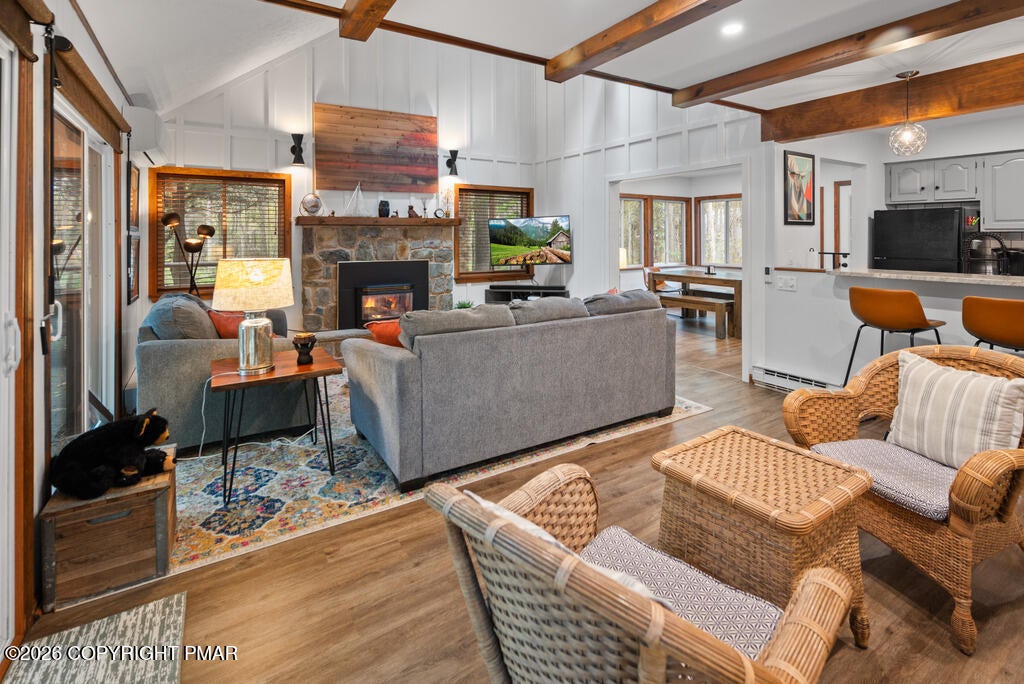 2228 White Oak Trail