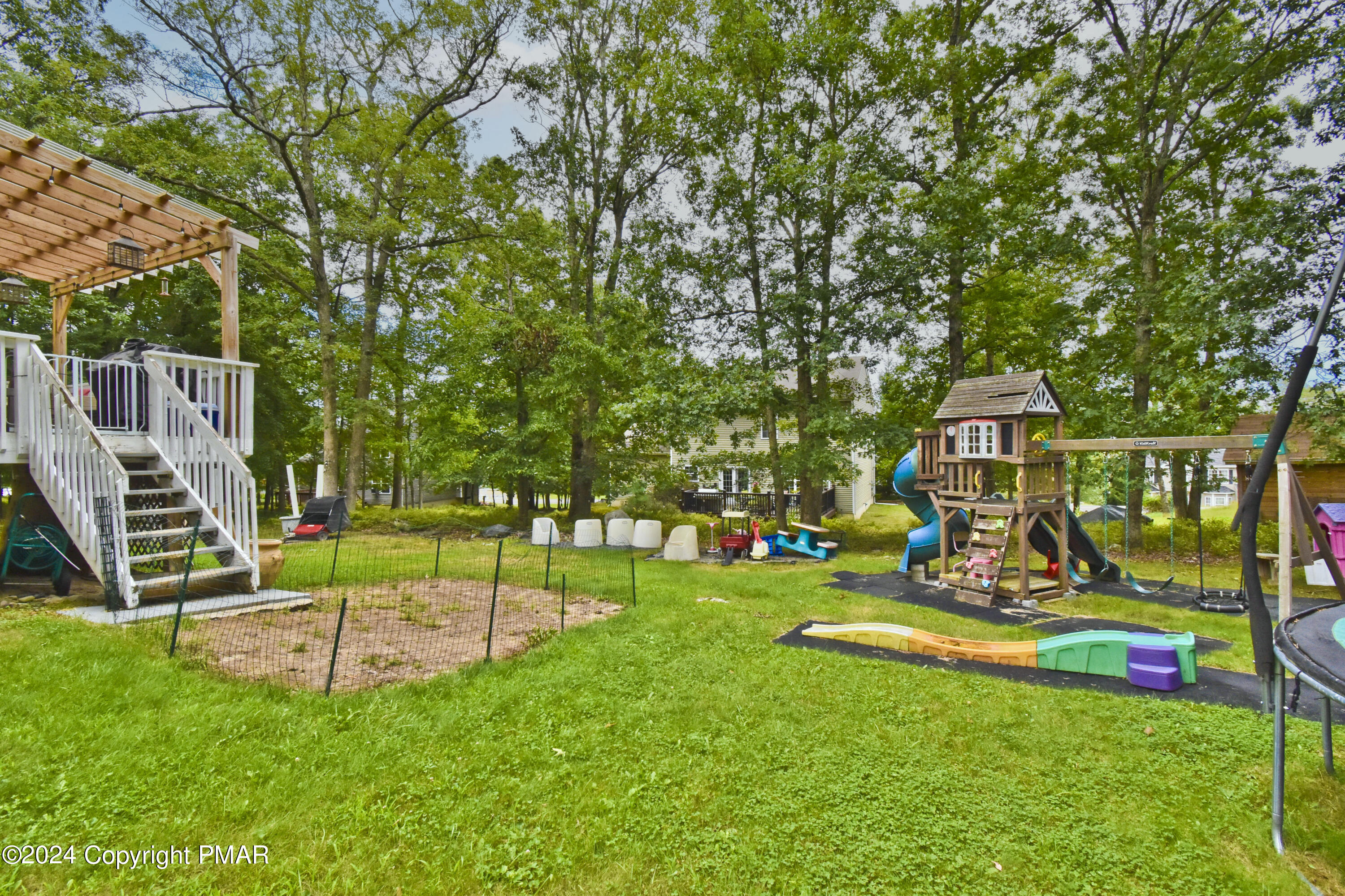 219 Kensington Drive, Bushkill, Pennsylvania image 46