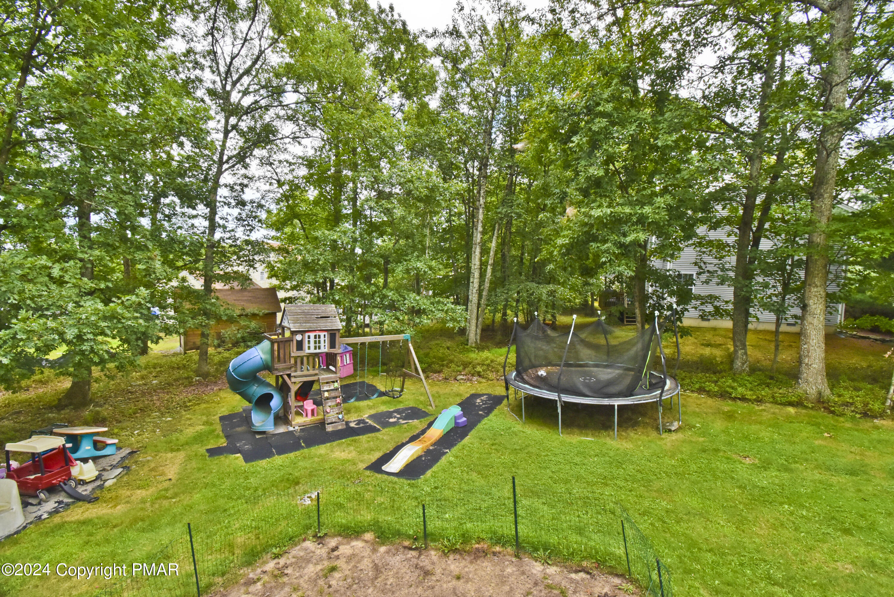 219 Kensington Drive, Bushkill, Pennsylvania image 44