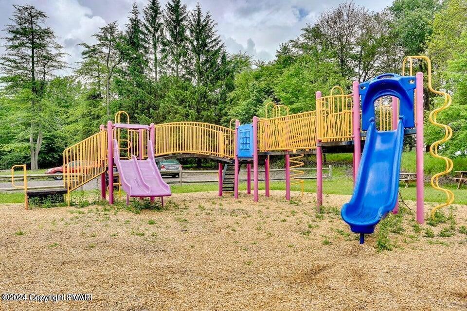 8345 Shannon Drive, Tobyhanna, Pennsylvania image 24