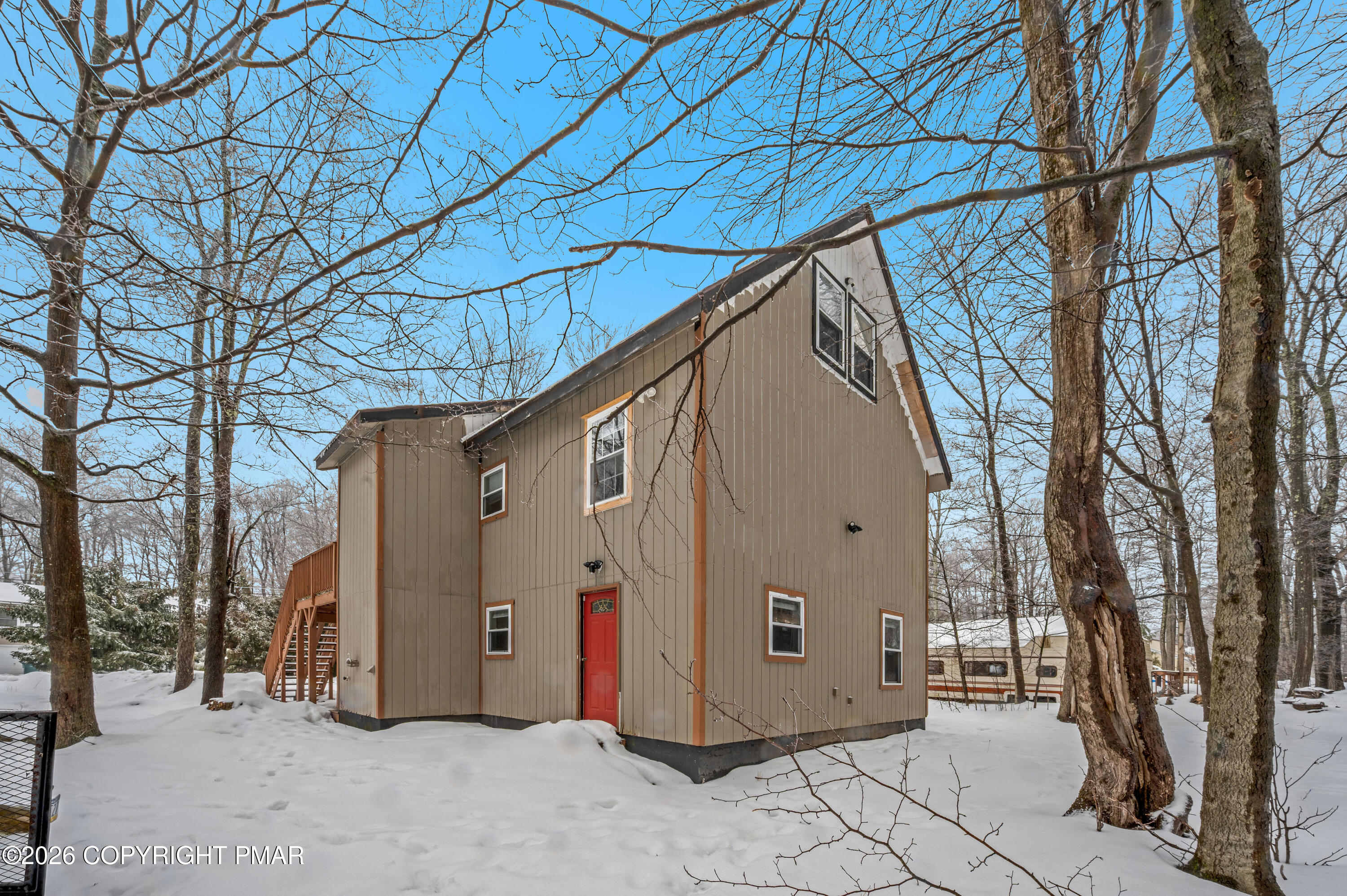 252 Greenbriar Circle