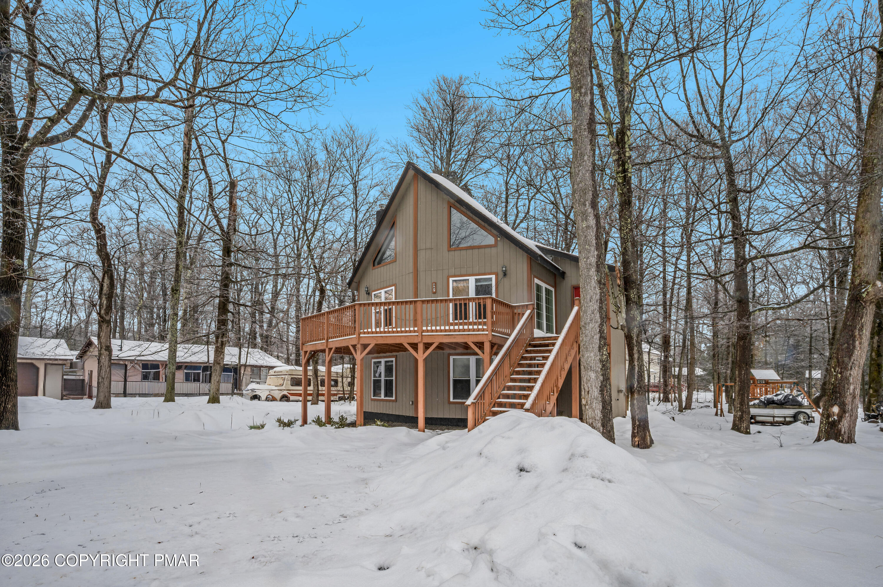 252 Greenbriar Circle