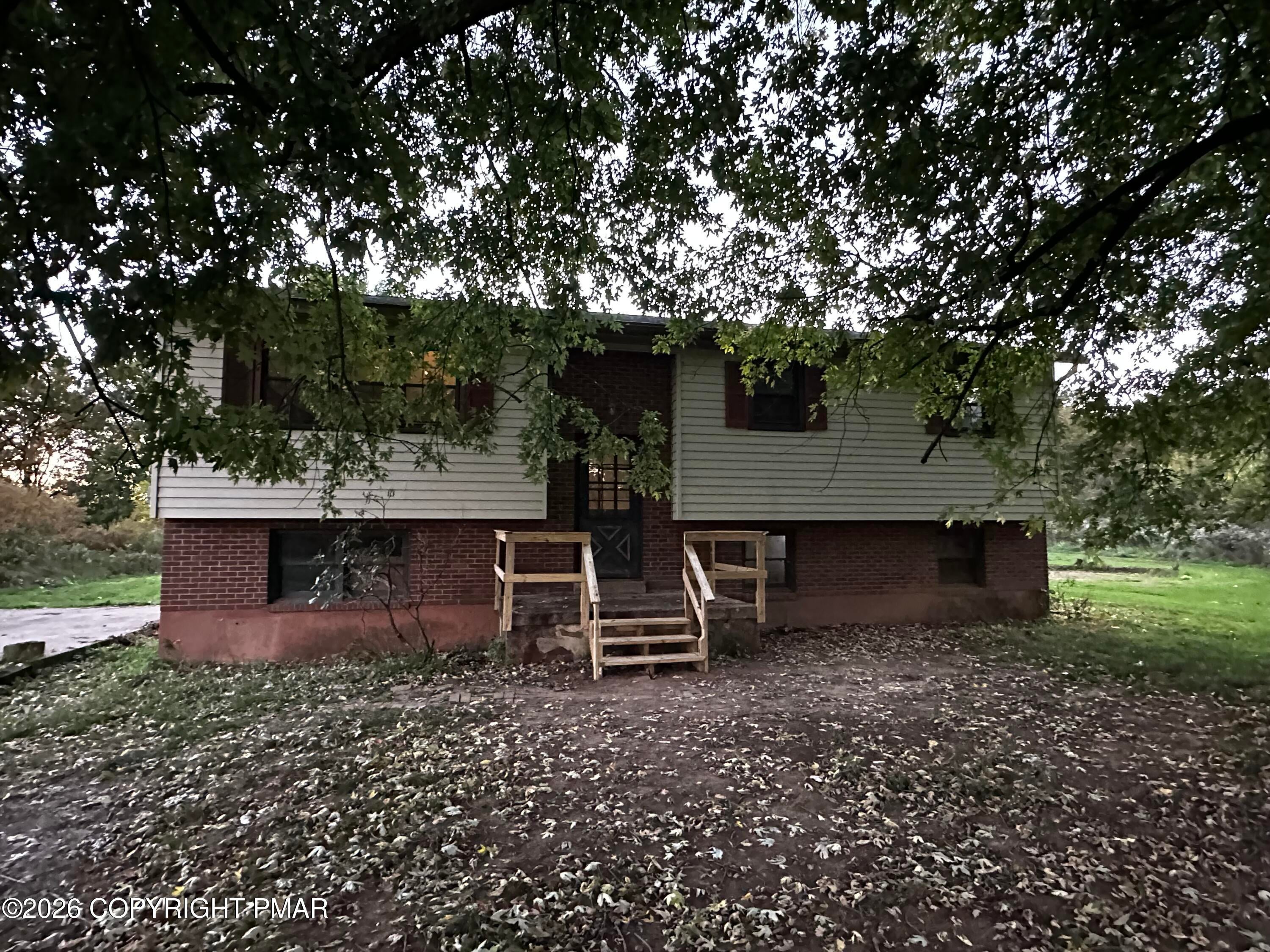 137 Valley Road