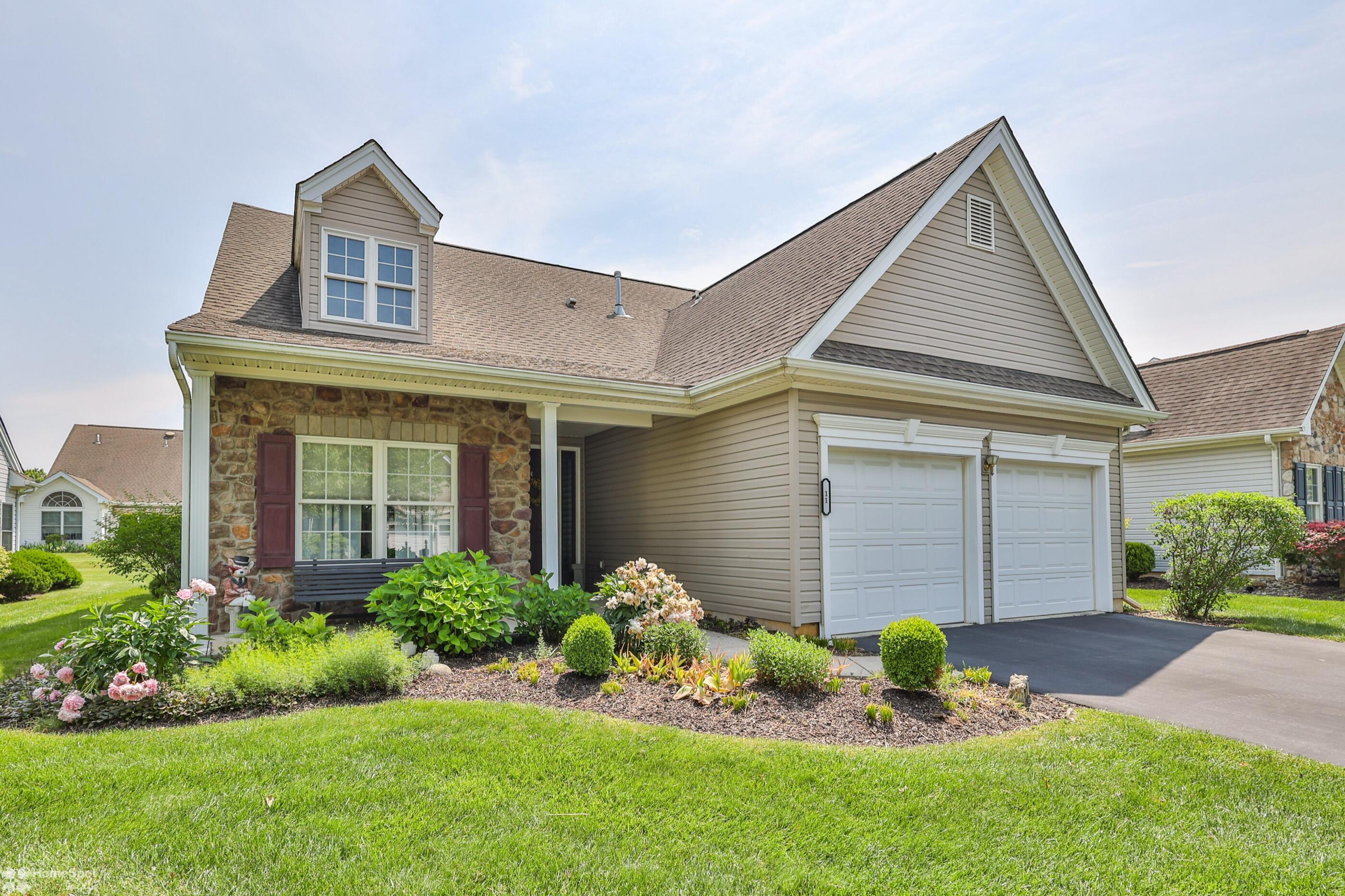 11 Inverness Lane, Easton, Pennsylvania image 2