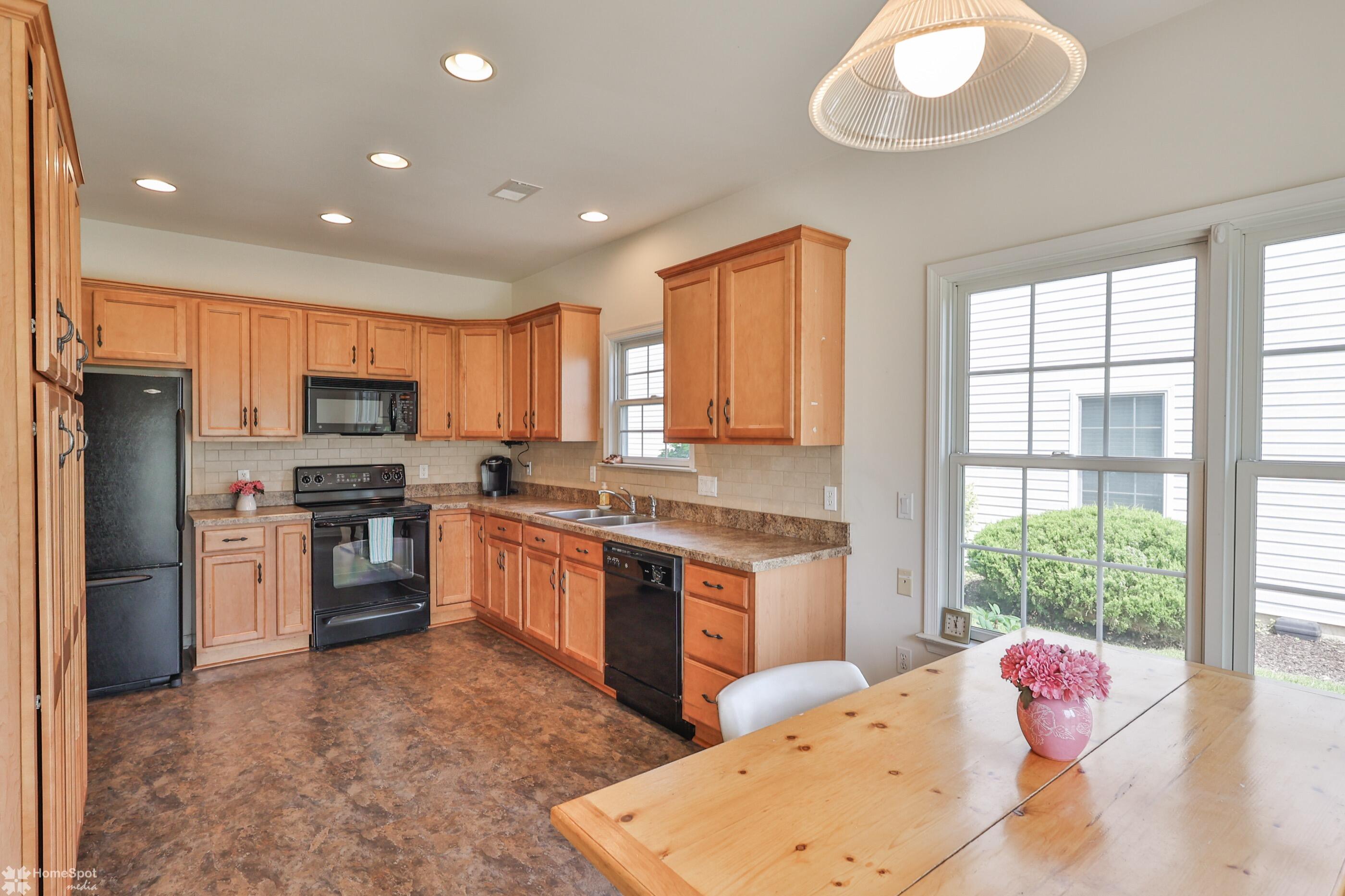 11 Inverness Lane, Easton, Pennsylvania image 18