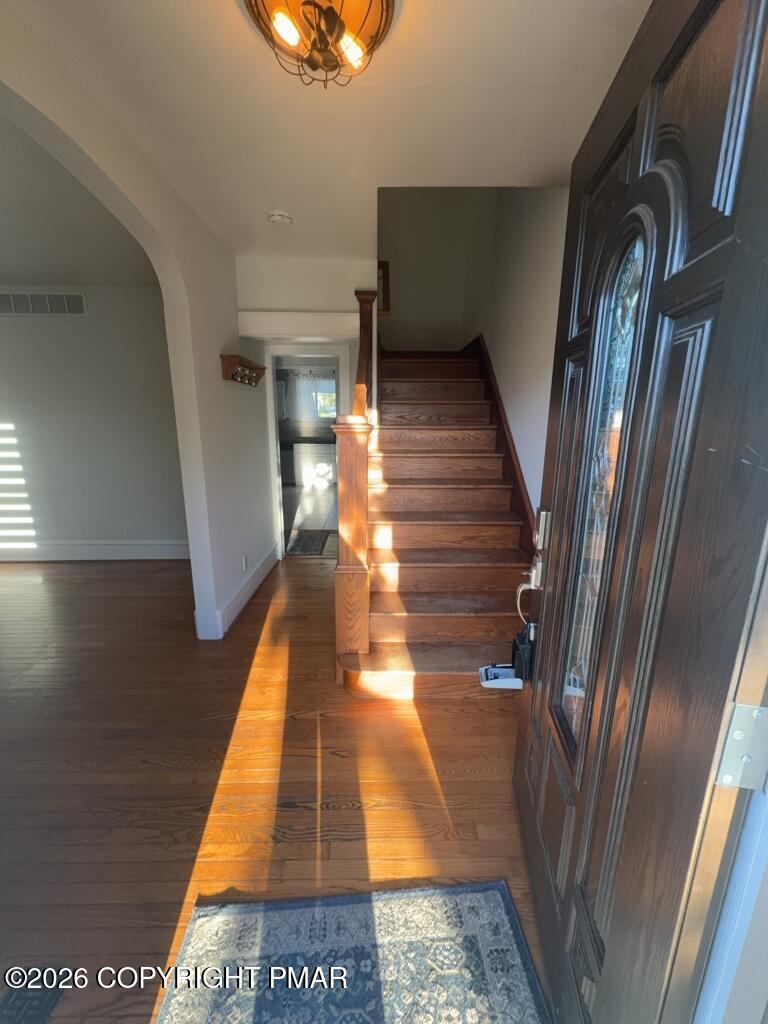528 Lindbergh Avenue