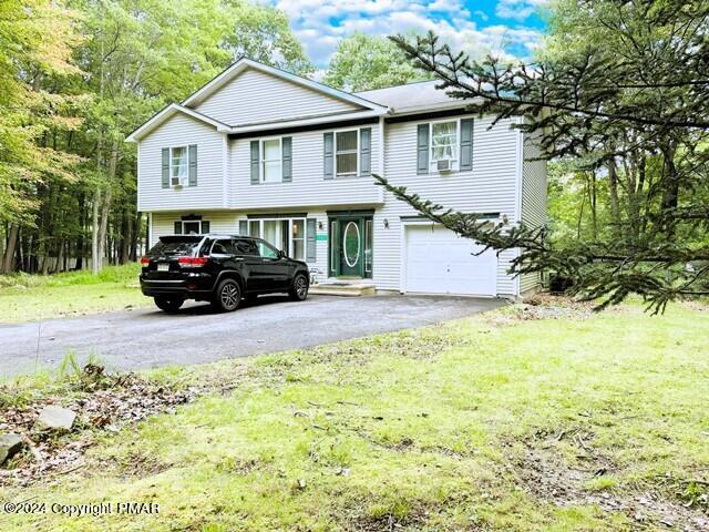 1162 Colt Lane, Pocono Summit, Pennsylvania image 2