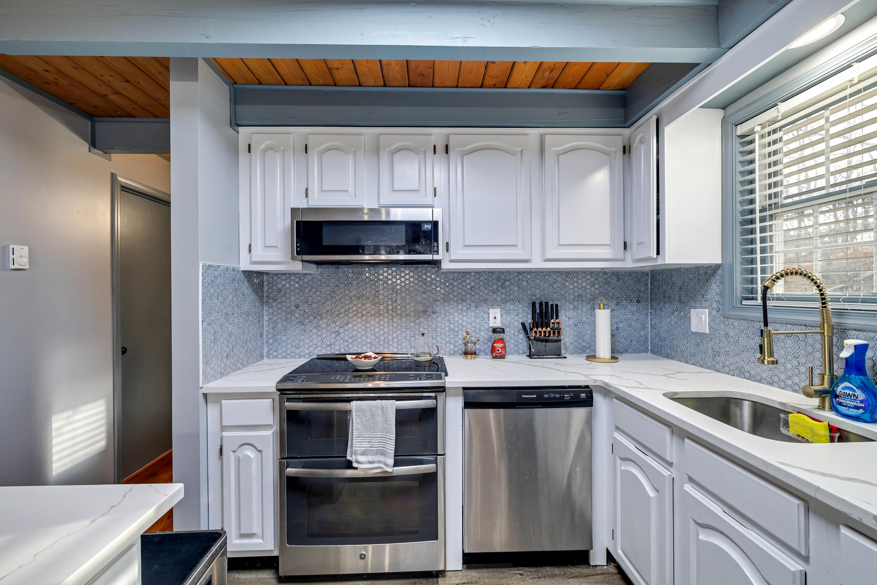 1136 Summit Terrace, East Stroudsburg, Pennsylvania image 15