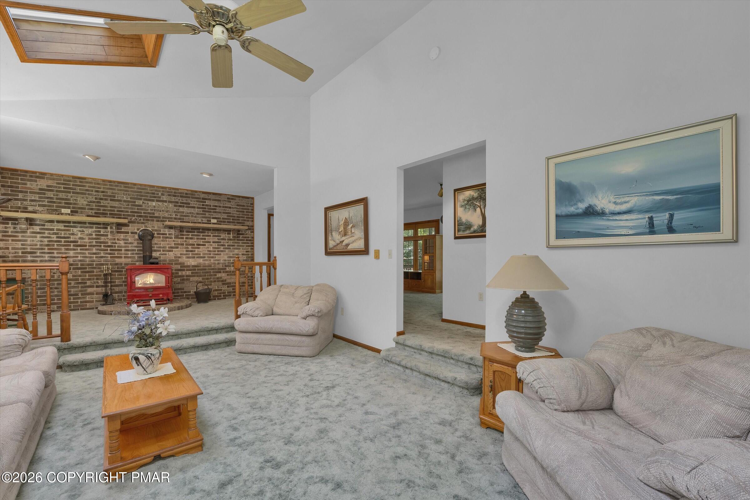 909 Hell Hollow Road