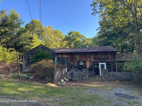 Homes For Sale - 1122 Zephyr Road<br/> East Stroudsburg, PA 18302