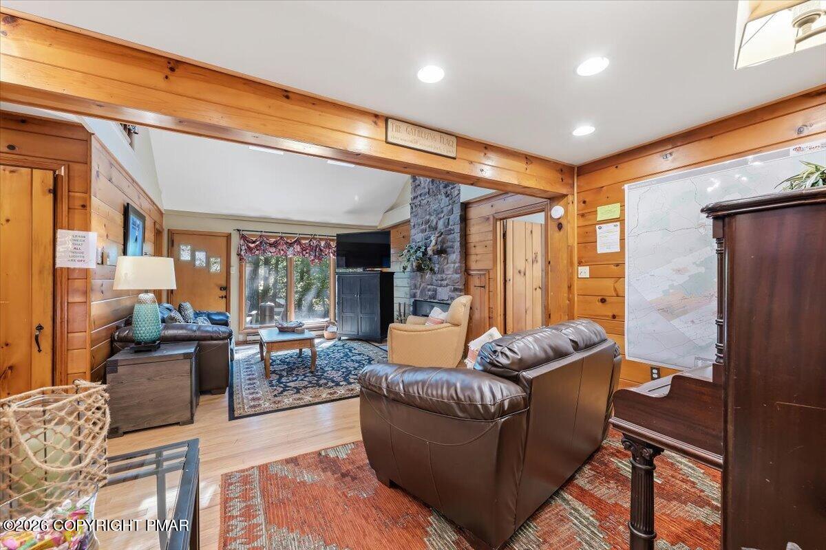 78 Crest Drive