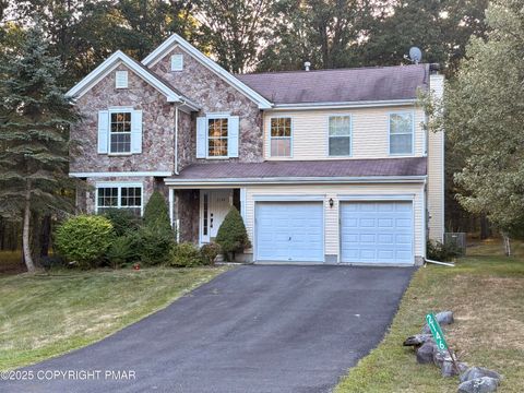 Homes For Sale - 2146 Bedford Drive<br/> Bushkill, PA 18324