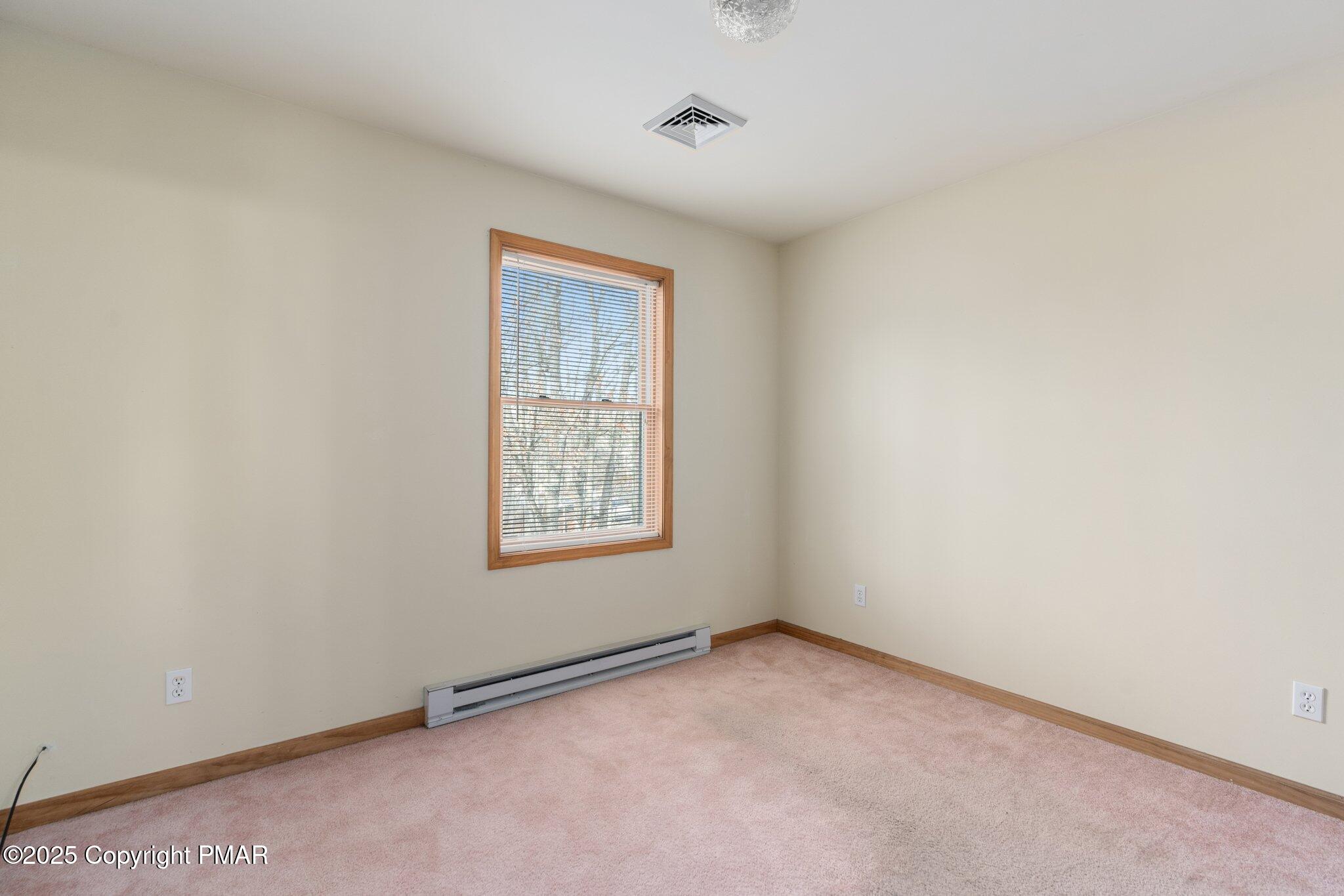 2180 Scarborough Way, Bushkill, Pennsylvania image 29
