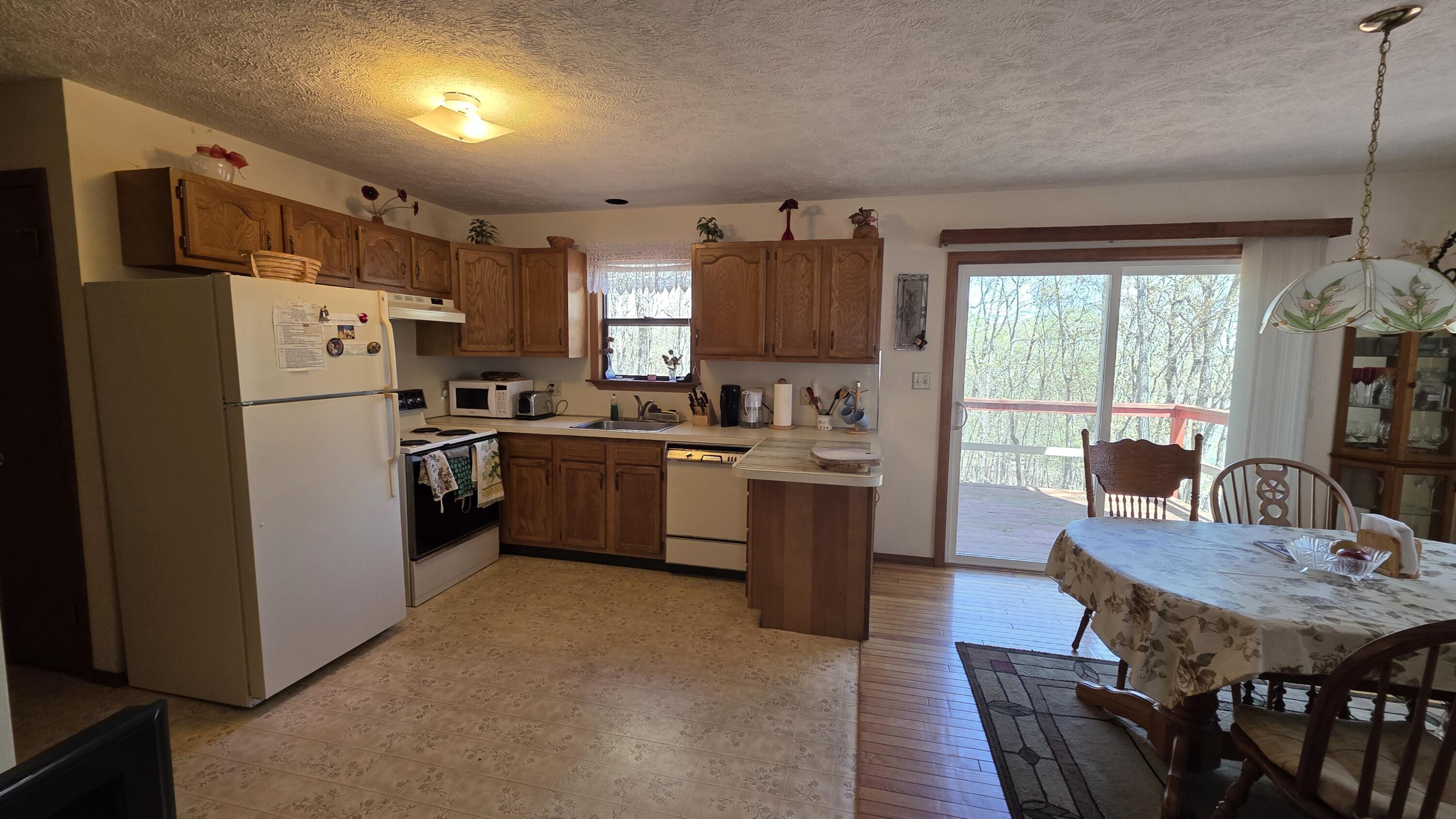 175 Mockingbird Court, Bushkill, Pennsylvania image 17