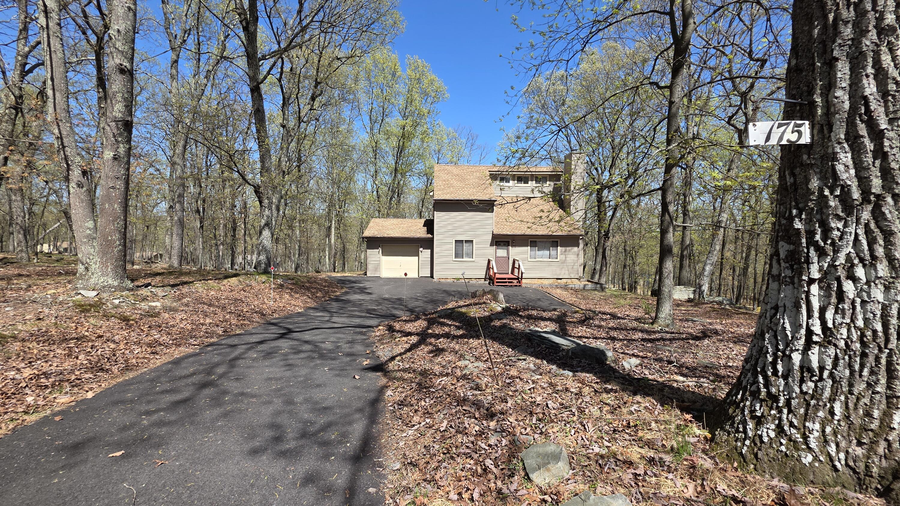 175 Mockingbird Court, Bushkill, Pennsylvania image 3