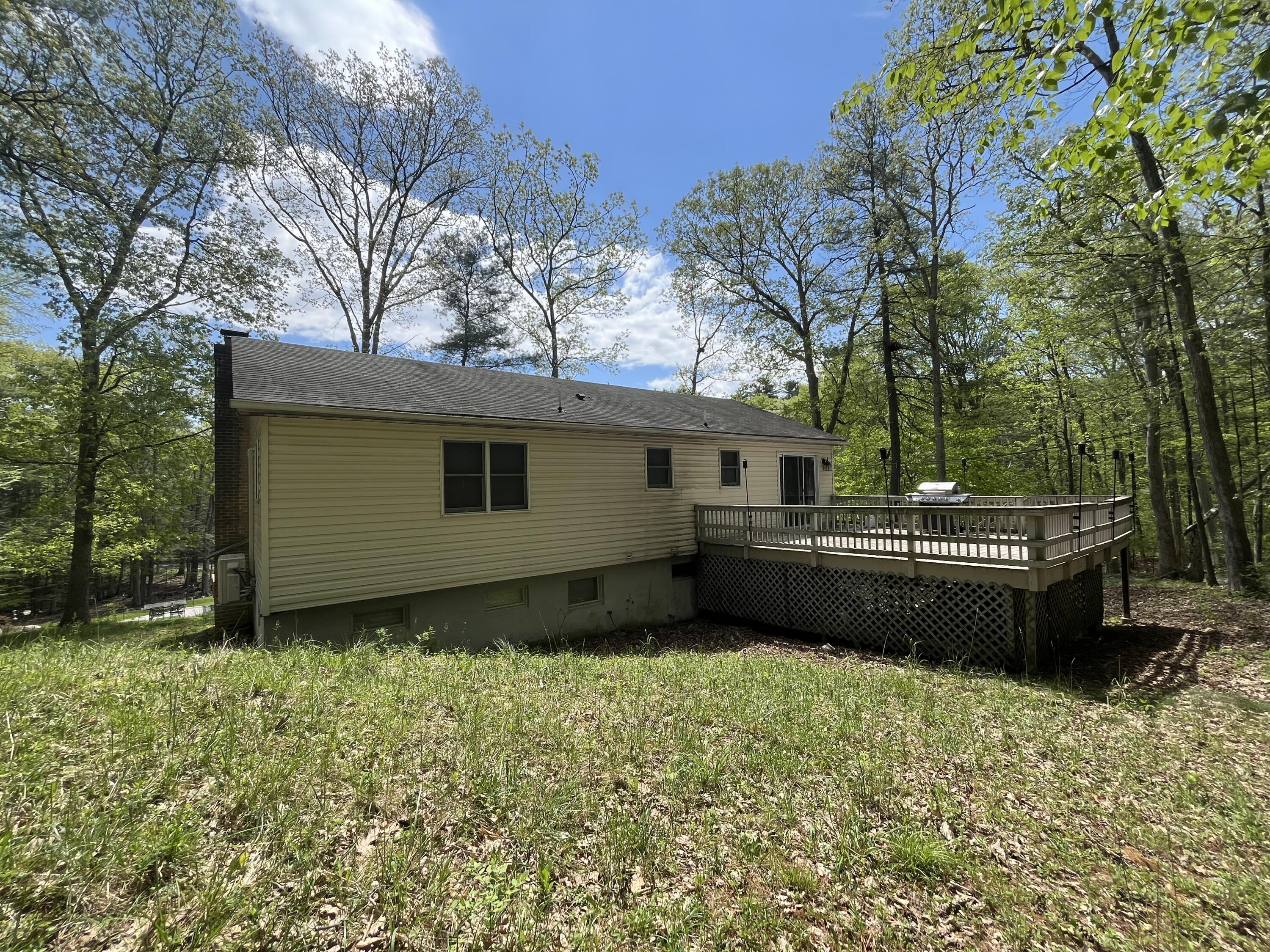 2637 Fernwood Avenue, Bartonsville, Pennsylvania image 20