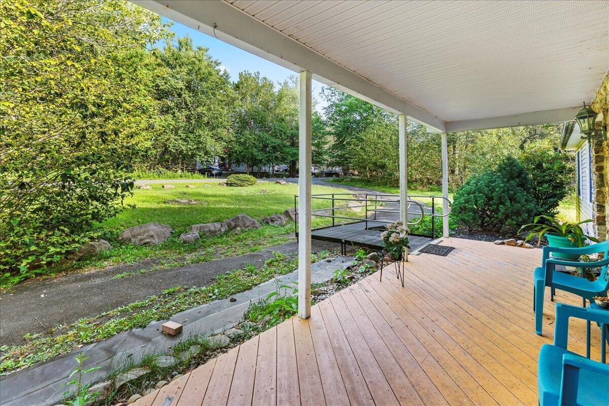 115 Blackfoot Lane