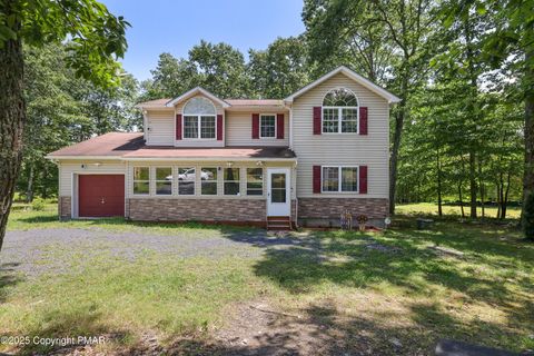 138 Kensington Drive Bushkill PA 18324