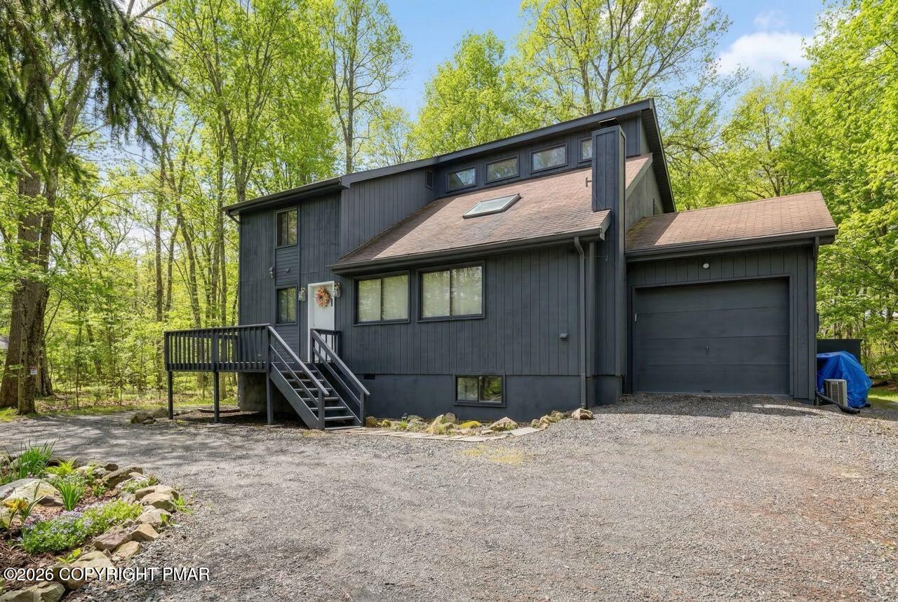 1109 Huron Place