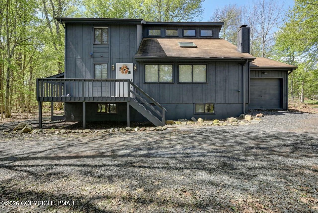 1109 Huron Place