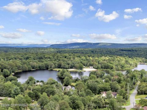 Homes For Sale - 1658 Glade Drive<br/> Long Pond, PA 18334