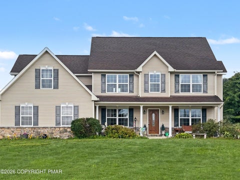 Homes For Sale - 707 Gilbert Road<br/> Monroe County, Gilbert, PA 18331
