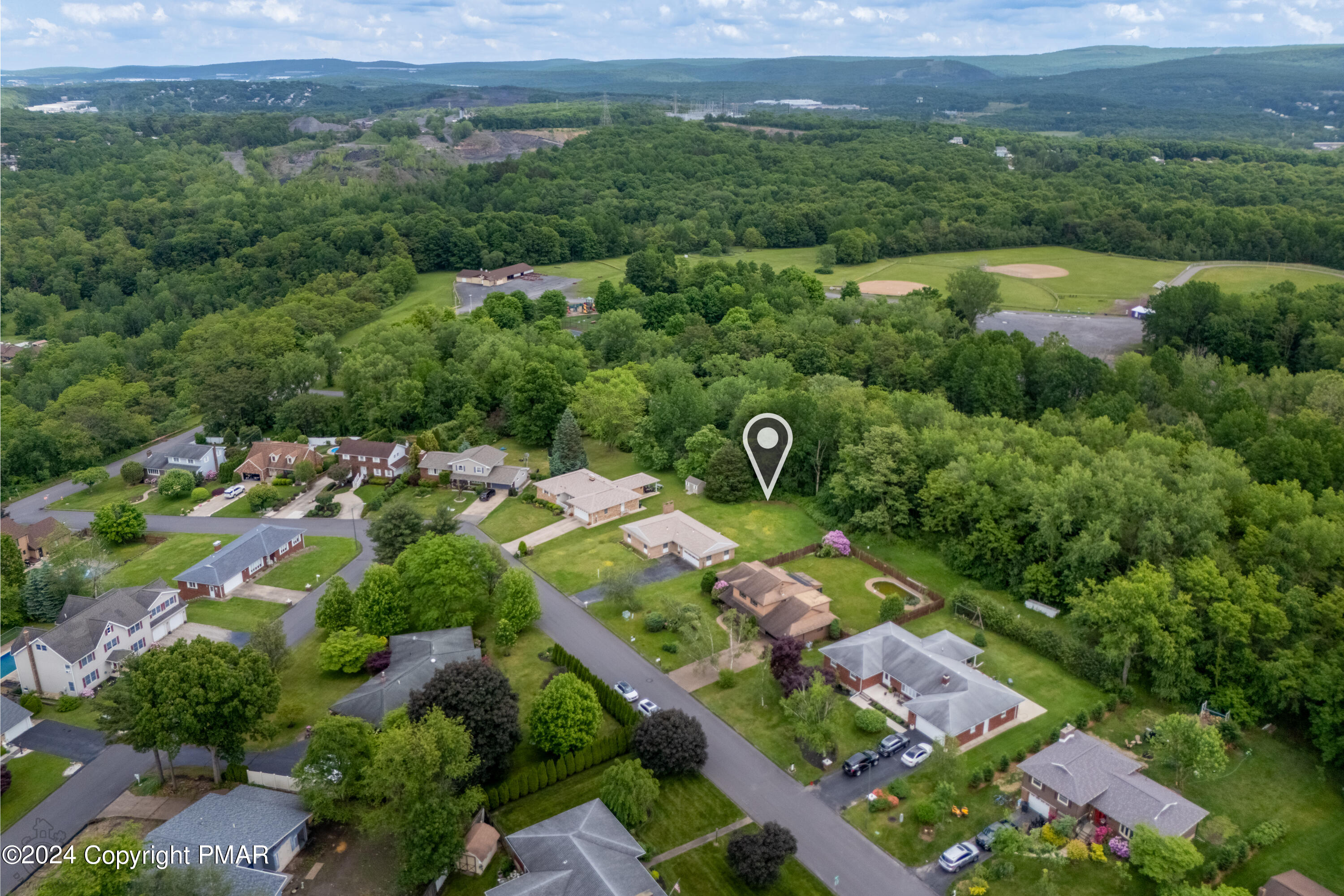 Plains, Pennsylvania 18705, United States, 4 Bedrooms Bedrooms, ,3 BathroomsBathrooms,Residential,Pending,146079