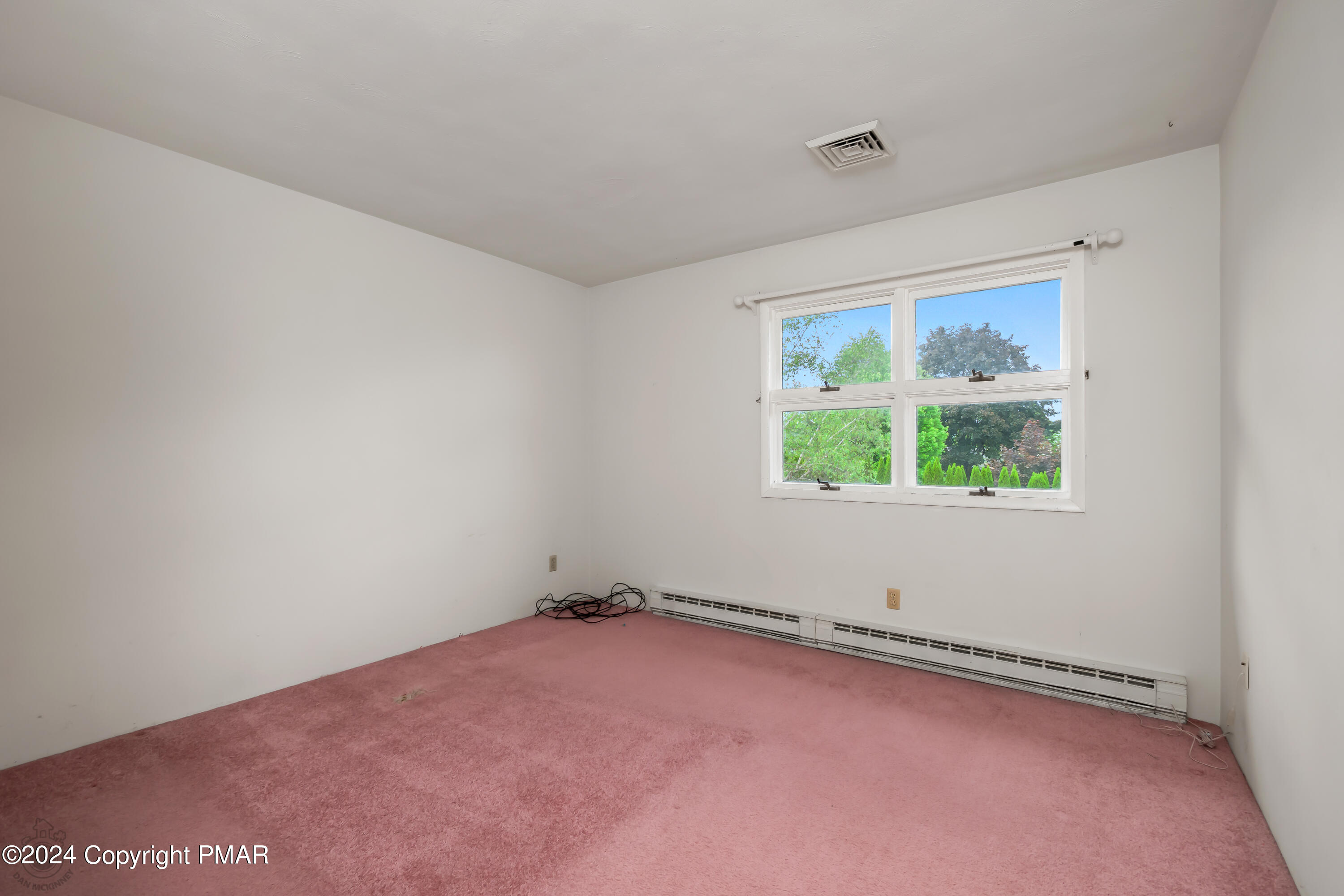 Plains, Pennsylvania 18705, United States, 4 Bedrooms Bedrooms, ,3 BathroomsBathrooms,Residential,Pending,146079