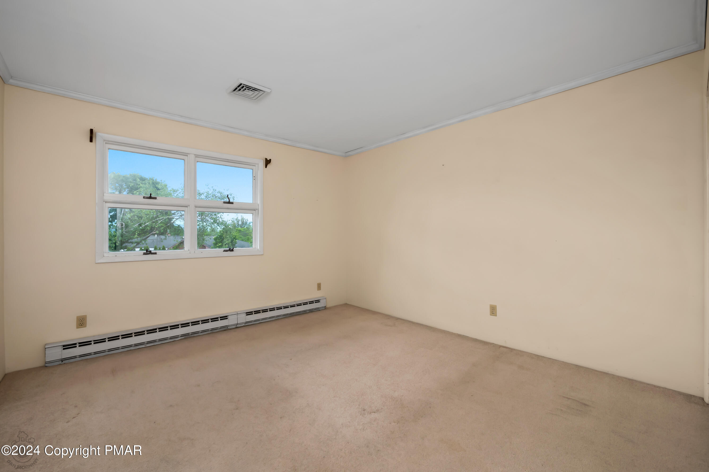 Plains, Pennsylvania 18705, United States, 4 Bedrooms Bedrooms, ,3 BathroomsBathrooms,Residential,Pending,146079