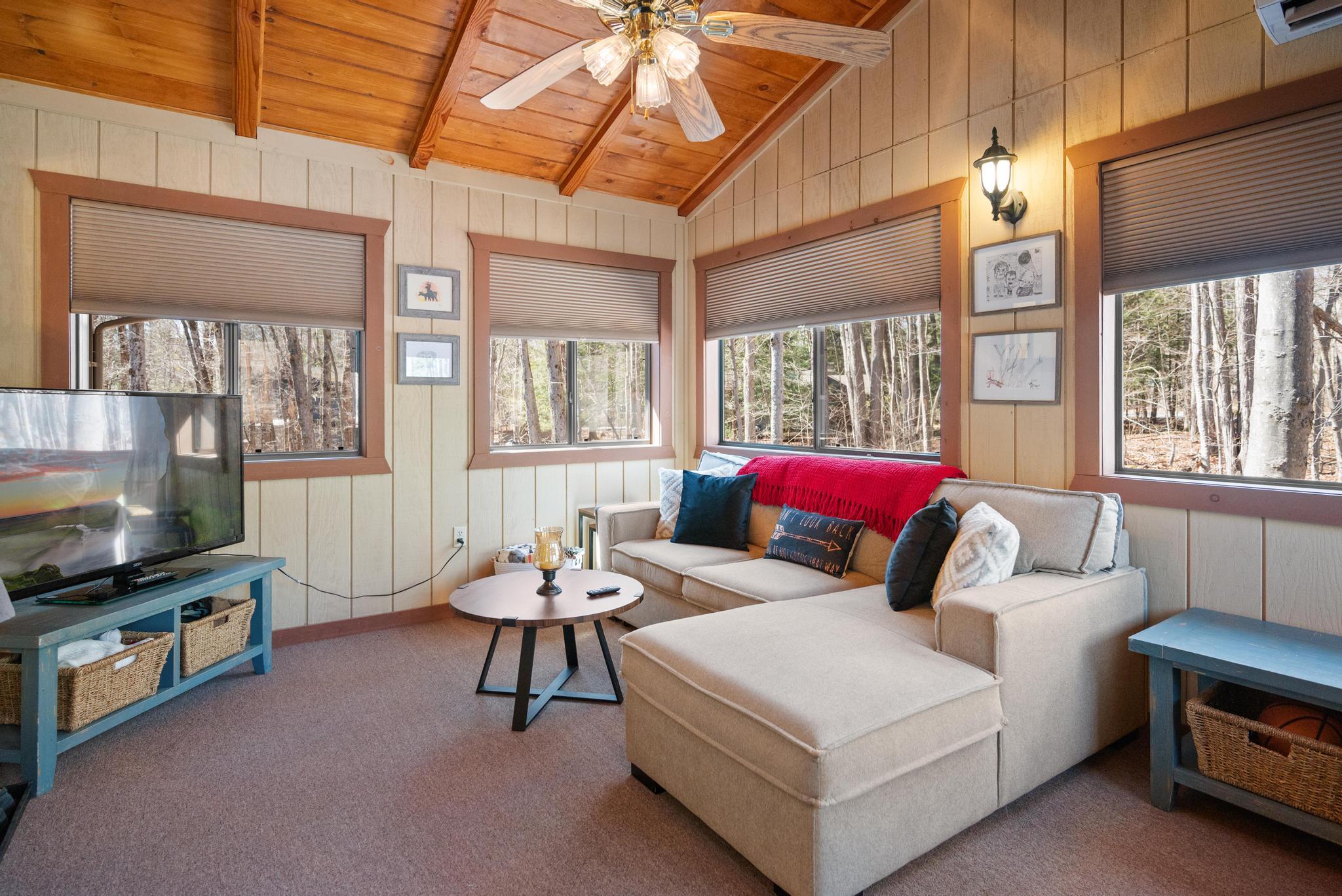 1125 Cedar Knoll Way, Pocono Pines, Pennsylvania image 27