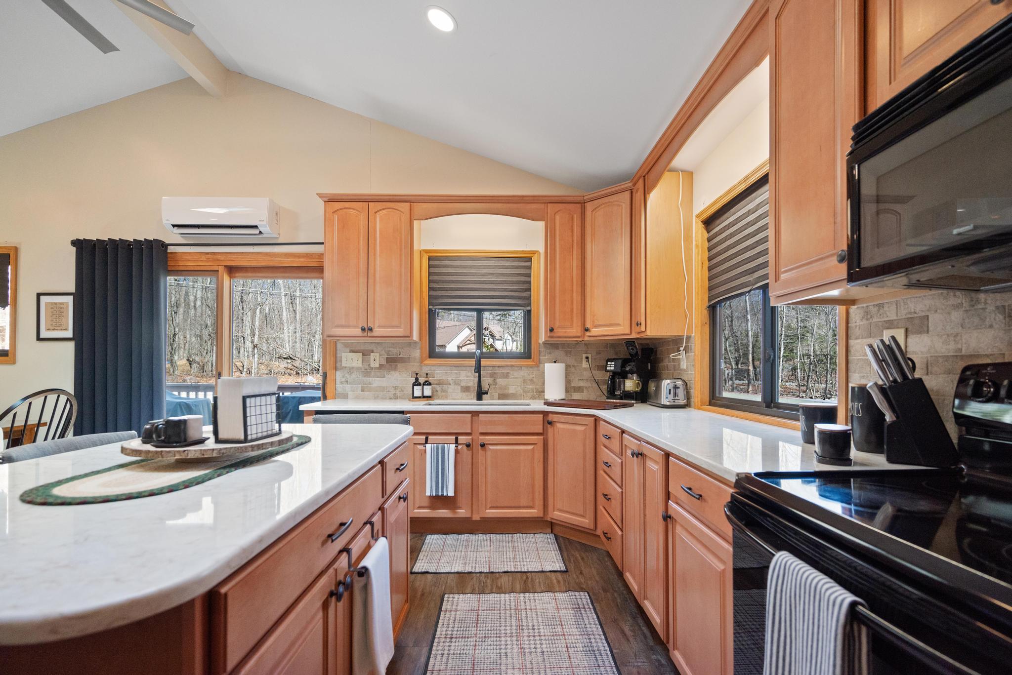 1125 Cedar Knoll Way, Pocono Pines, Pennsylvania image 7