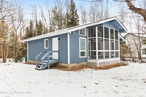 6522 Runnymead Lane Tobyhanna PA 18466