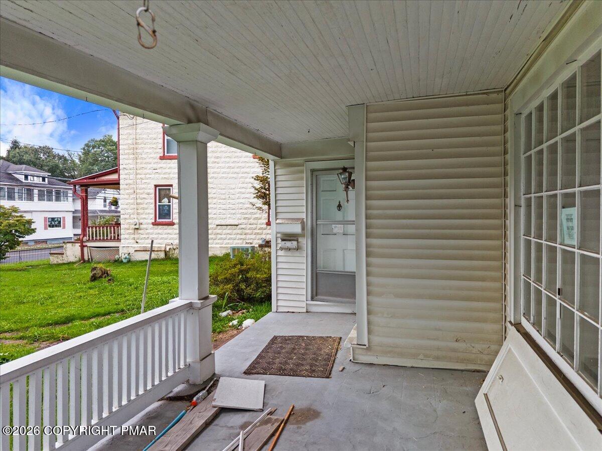 785 W Main Street