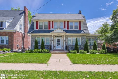 Homes For Sale - 522 W Lafayette Street<br/> Easton, PA 18042