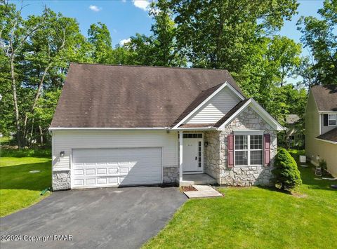 Homes For Sale - 317 Witness Tree Court<br/> Monroe County, East Stroudsburg, PA 18301