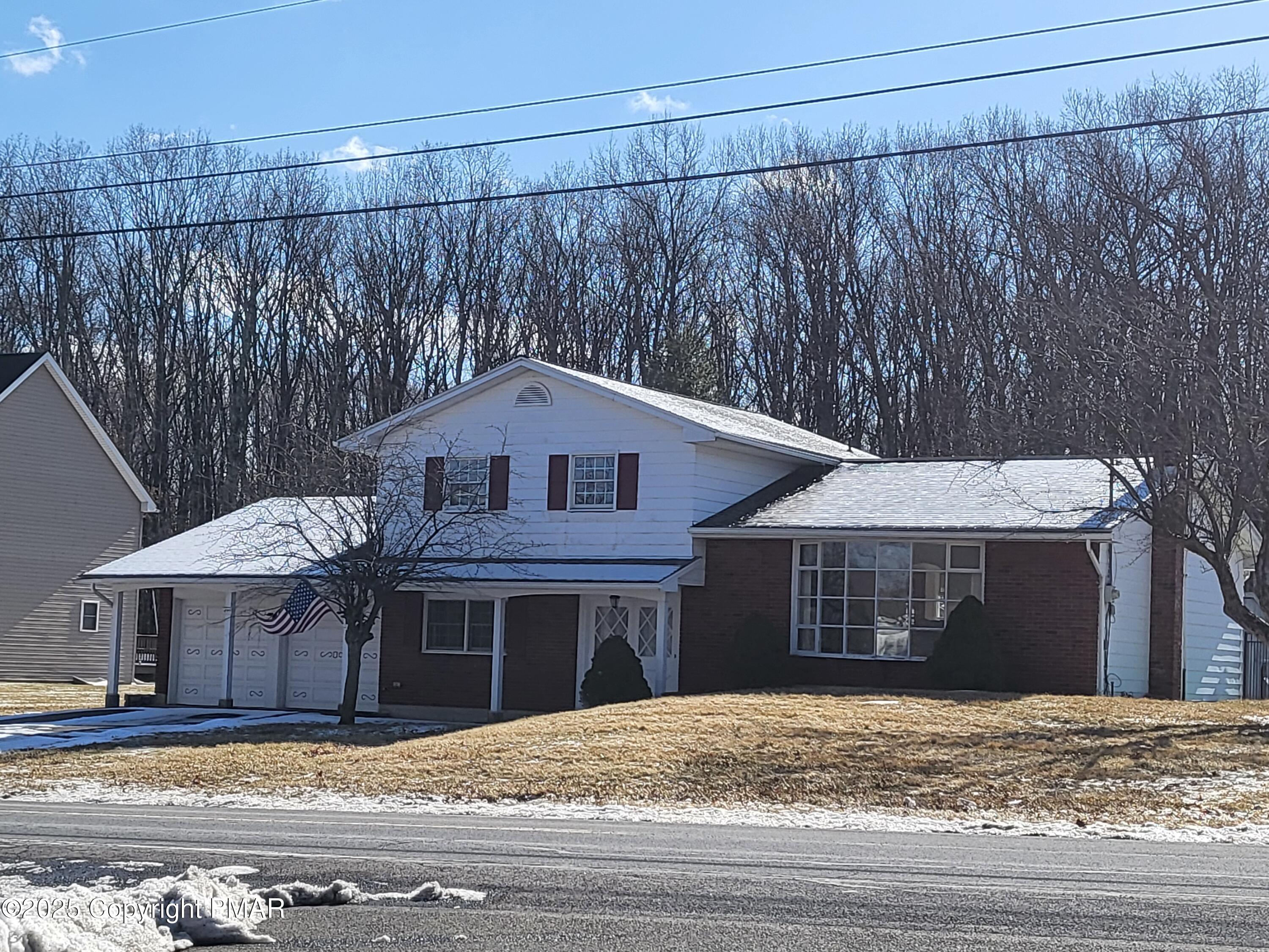 499 Slate Belt Boulevard, Roseto, Pennsylvania image 1