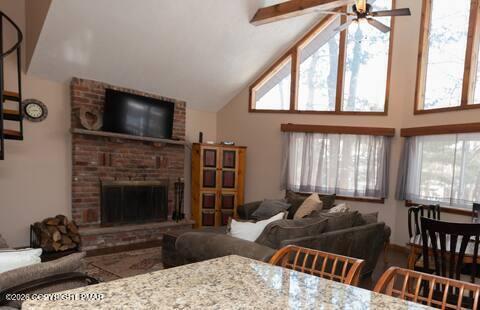 6561 Locust Lane
