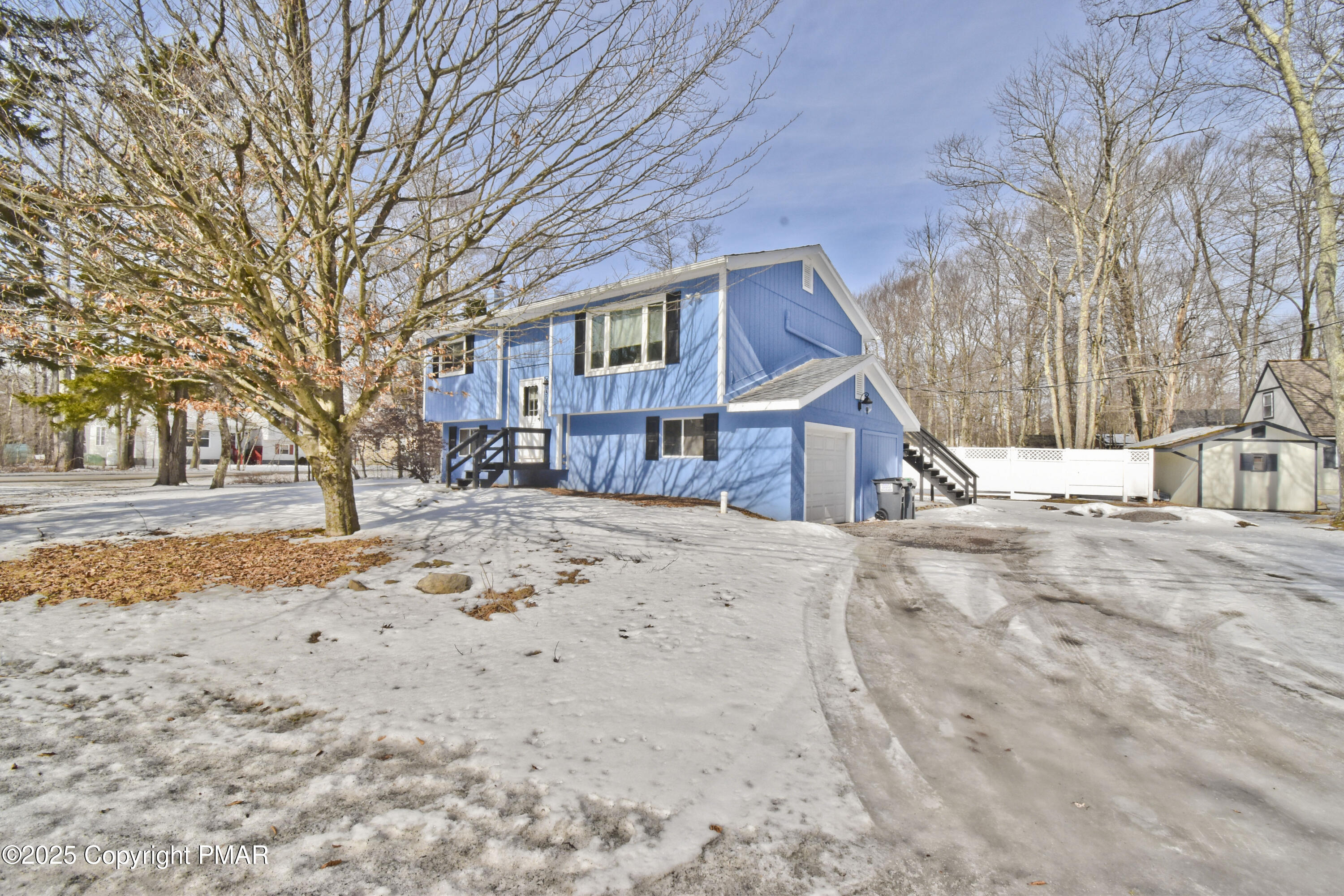 5005 Holiday Drive, Pocono Summit, Pennsylvania image 27