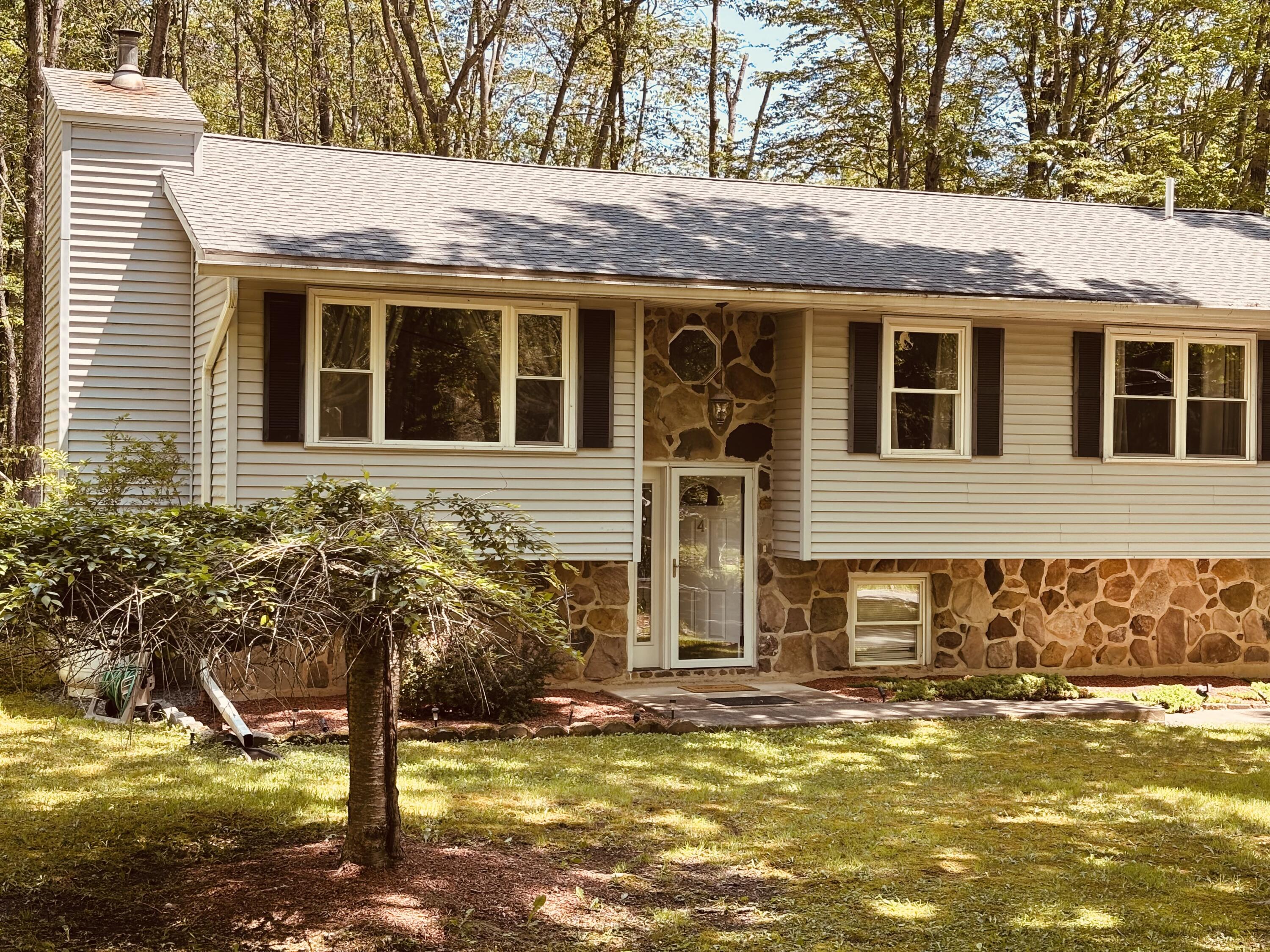 4 Game Drive, White Haven, Pennsylvania image 1