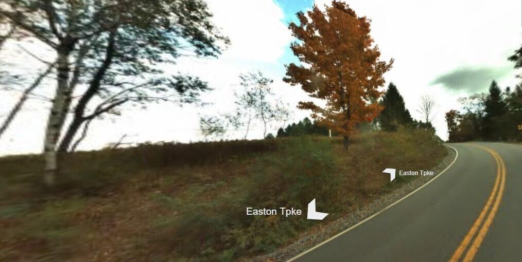 Easton Turnpike Turnpike, Lake Ariel, Pennsylvania image 2