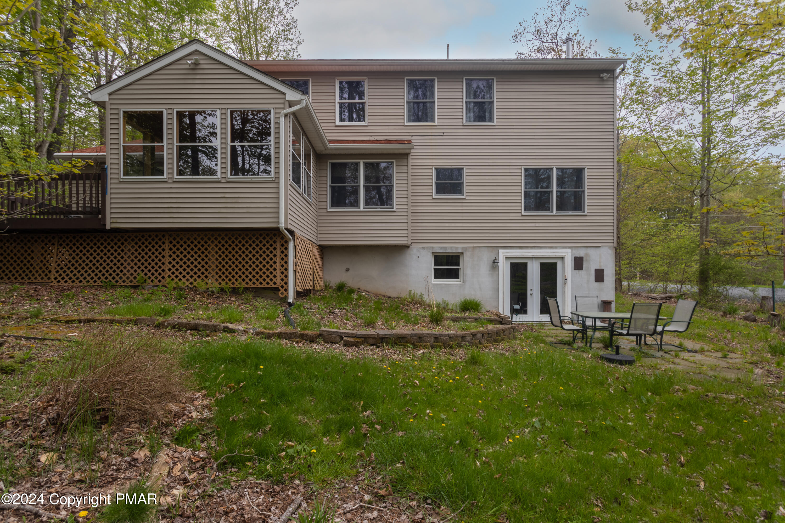 533 Maxatawny Drive, Pocono Lake, Pennsylvania image 4