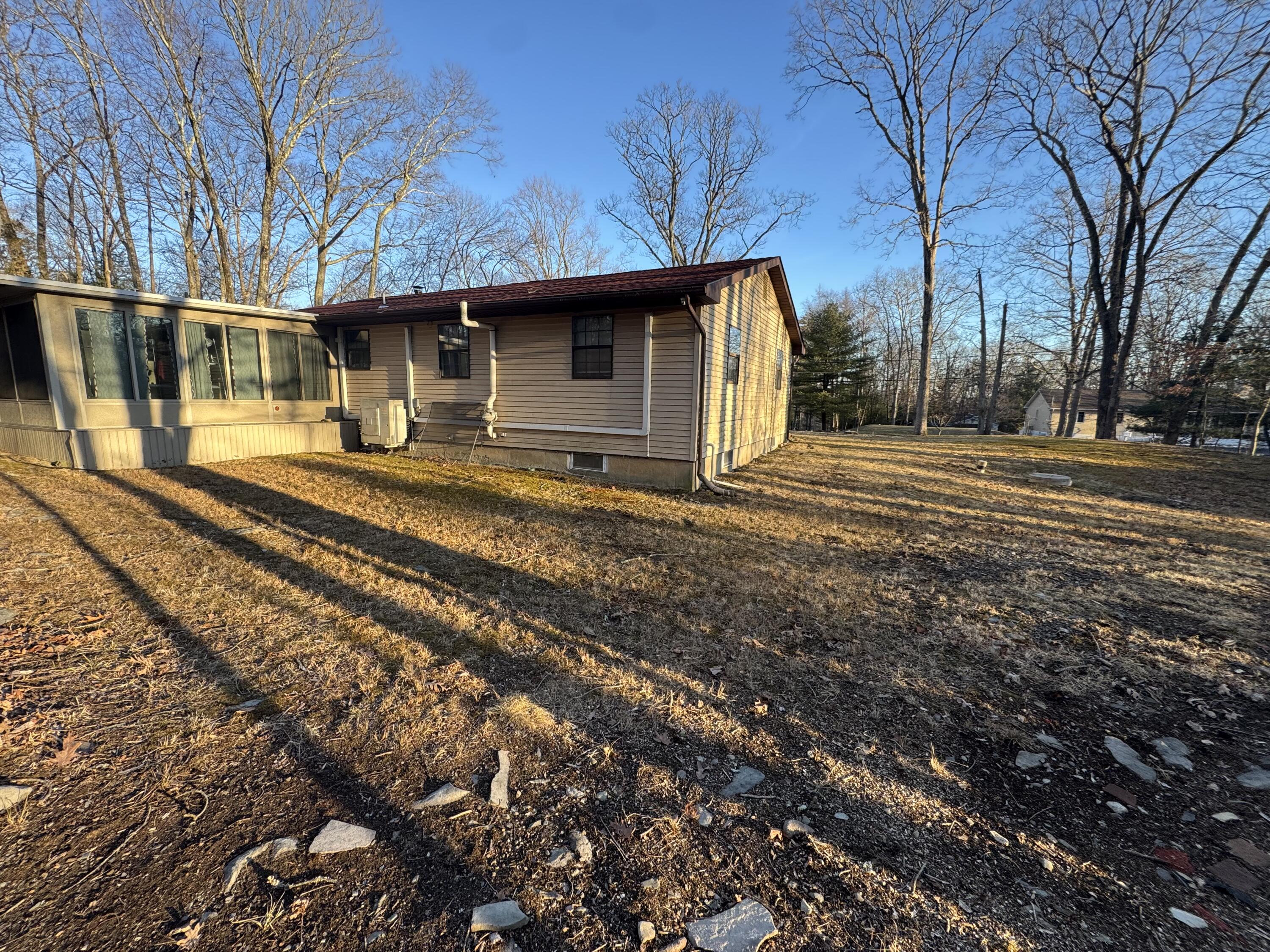 218 Whispering Hills Drive, East Stroudsburg, Pennsylvania image 31