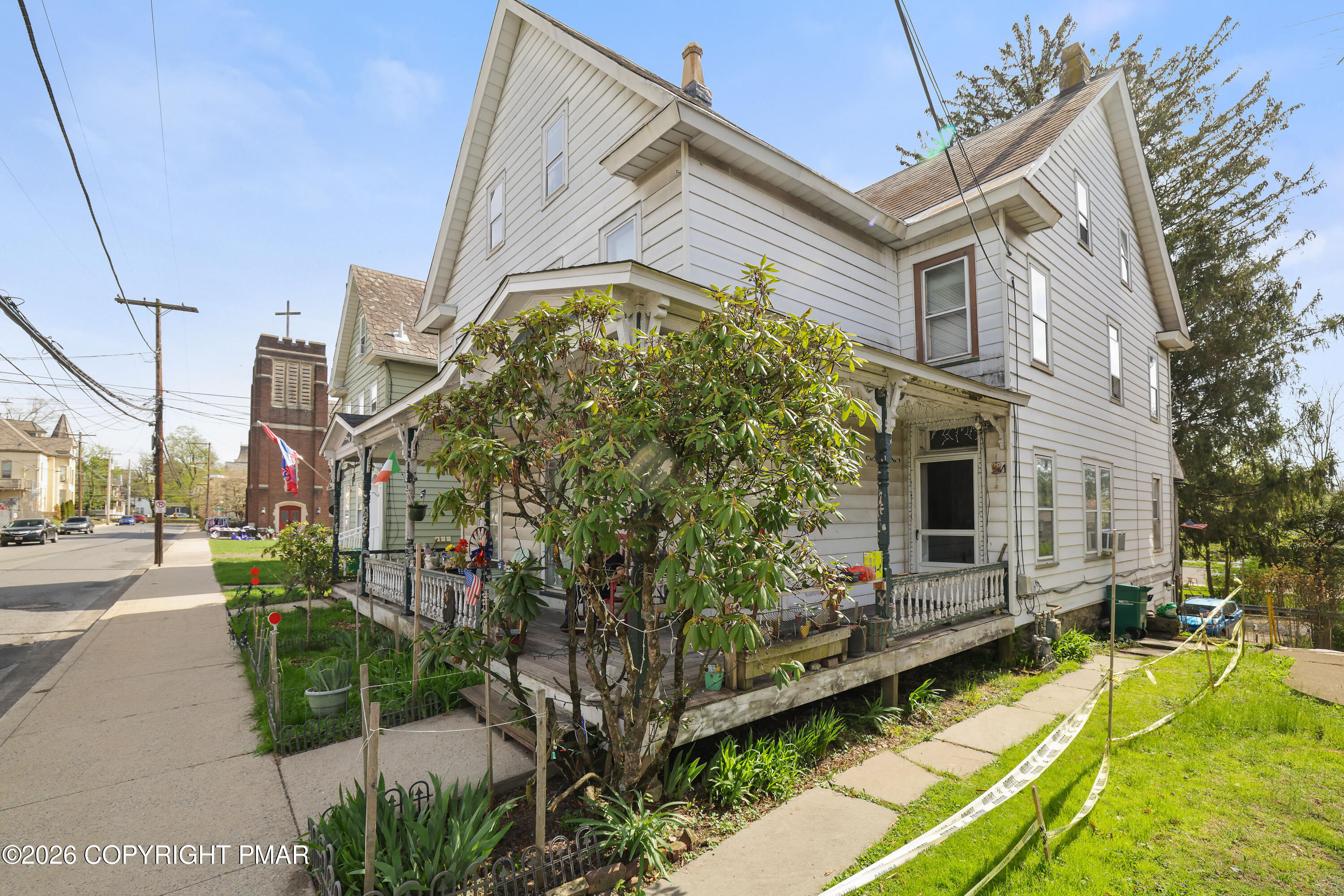 39 Lackawanna Avenue