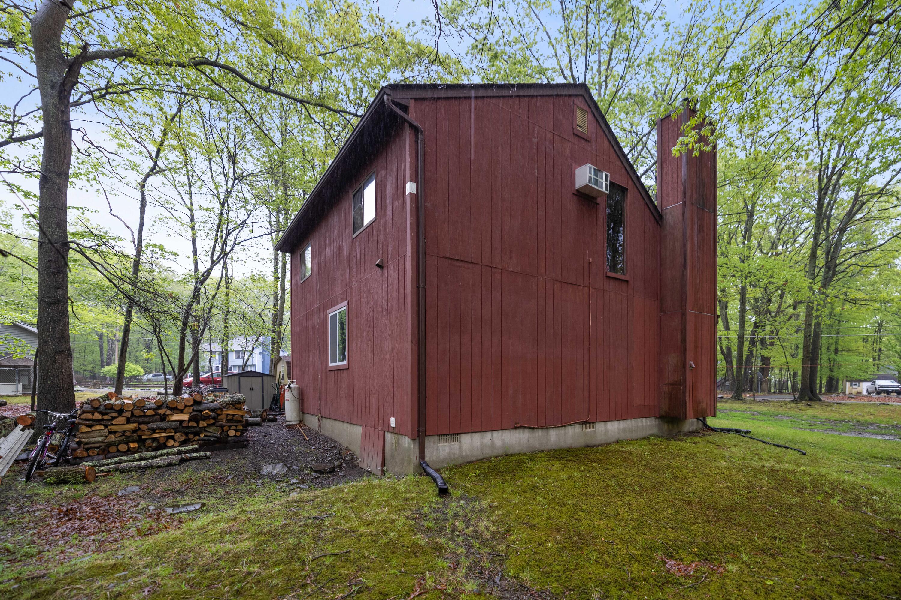 235 Scenic Drive, East Stroudsburg, Pennsylvania image 1